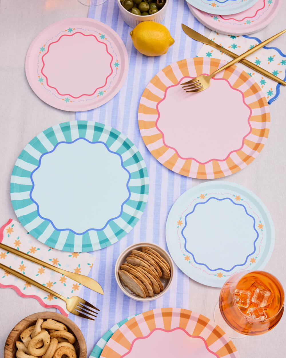 Italian Summer Plates - 32 matte paper plates