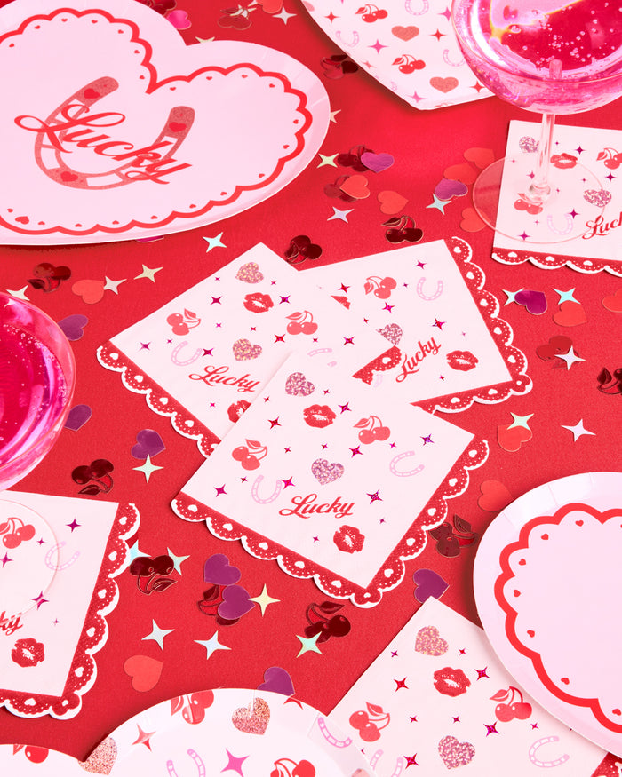 Lucky in Love Napkins - 25 paper napkins