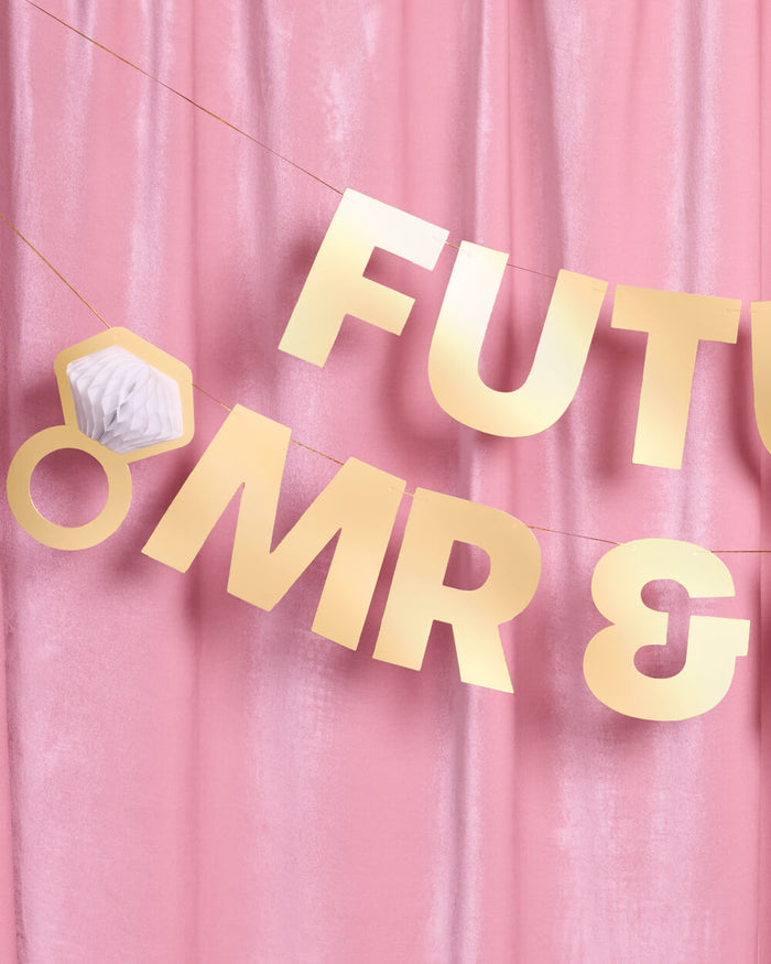 Future Mr & Mrs Banner - 3D paper banner